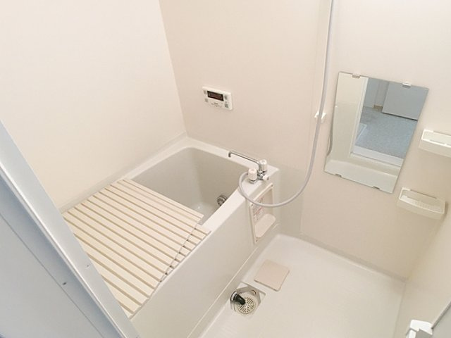 グランモアＫＹＯＥＩ　Ａの浴室|きれいなお風呂です