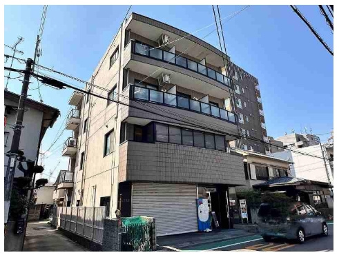 丸吉ビルの外観