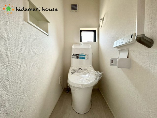 桶川市坂田東4期　新築戸建　グラファーレ01のトイレ