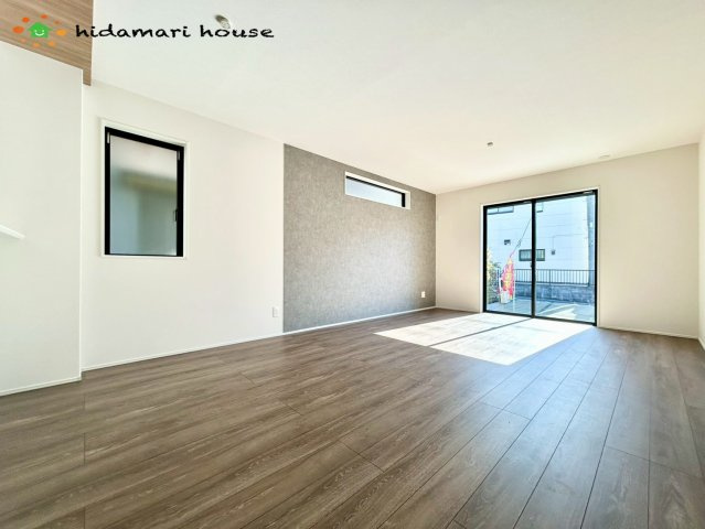 桶川市坂田東4期　新築戸建　グラファーレ01の居間・リビング