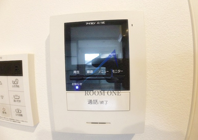 アロハヴィラ鶴川のセキュリティ|モニター付きインターホンです。