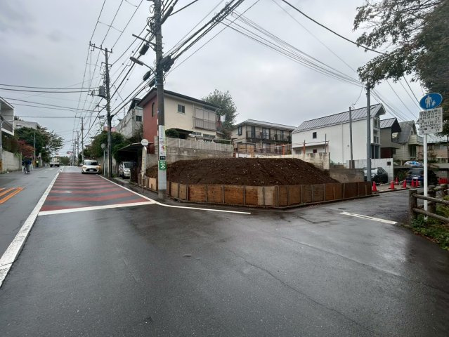 1/5　価格変更の前面道路含む現地写真