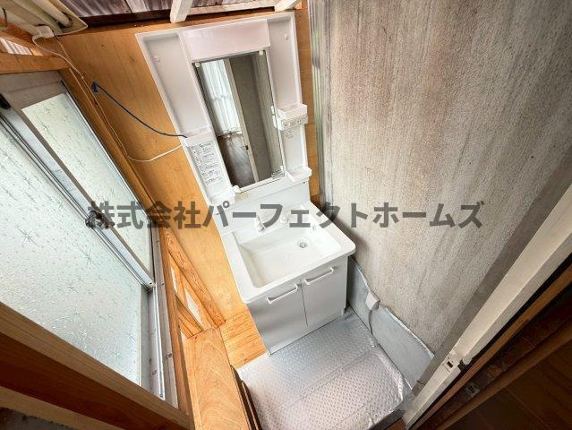 宇山町戸建　賃貸の独立洗面台|使いやすい独立洗面台です