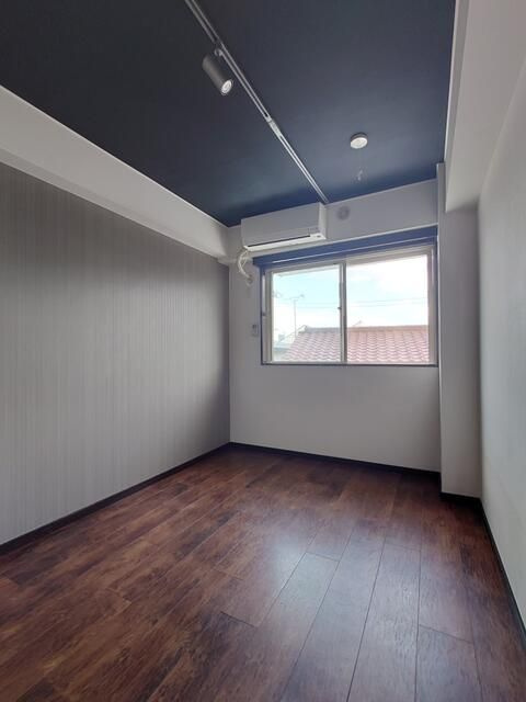 ＲＥＮＡＴＵＳ　ＨＯＹＡの洋室