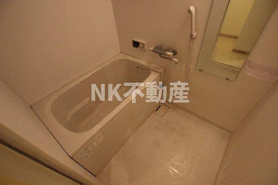 【浴室】 | ロイヤルマツイ（荒本賃貸） | 日々の暮らしに欠かせないお風呂です