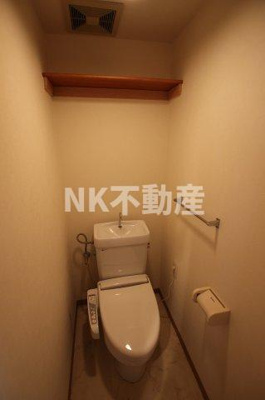 【トイレ】 | ロイヤルマツイ（荒本賃貸） | ゆったりとした空間のトイレです