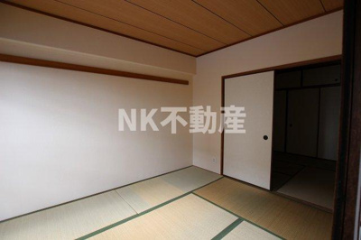 【和室】 | ロイヤルマツイ（荒本賃貸） | フローリングだけでなく、和室もあります