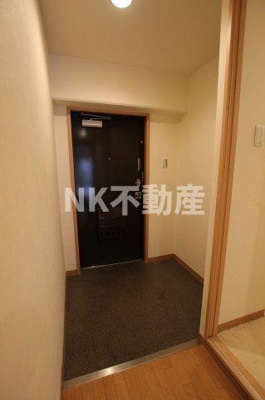【玄関】 | デイグランロイヤルヴィラ（荒本賃貸） | 毎日通る玄関はこちらです