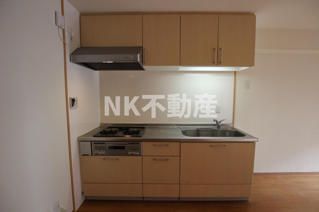 【キッチン】 | デイグランロイヤルヴィラ（荒本賃貸） | お料理しやすいキッチンです