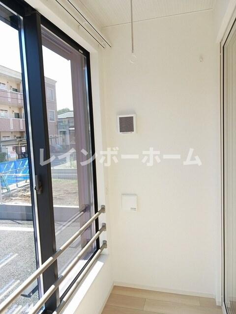 アン・フェリシアの内装