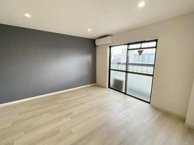 【居間・リビング】 | クレセントヴィラ