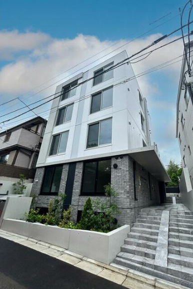 GRAN PASEO下北沢Ⅱ　新築　フリーレント　敷金礼金0　最上階