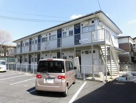 コーポサンリバーの外観