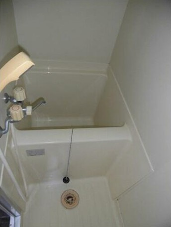 コーポサンリバーの浴室