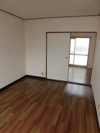 コーポサンリバーの寝室