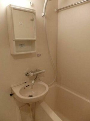 【浴室】 | トーシンフェニックス南阿佐ヶ谷 | 浴室乾燥機付きバス。