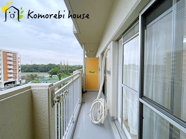 グランドシティ大宮　EASTTOWERのバルコニー|撮影：'25/10/31