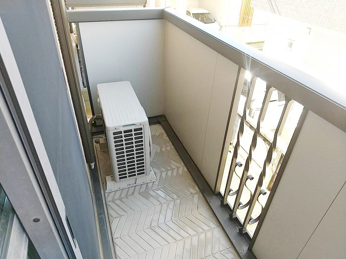 レーヴ平和台のバルコニー