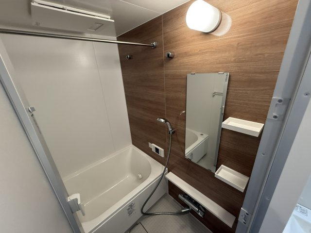 ファーストフィオーレ江坂ウエストの浴室