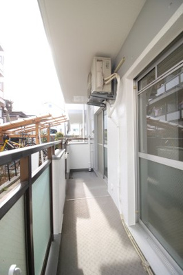 【バルコニー】 | シロイチイサナマンションロッコウ