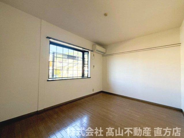 サンビレッジ星ヶ丘B棟の居間・リビング