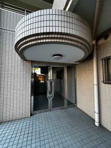 【エントランス】 | プリヴェール末広