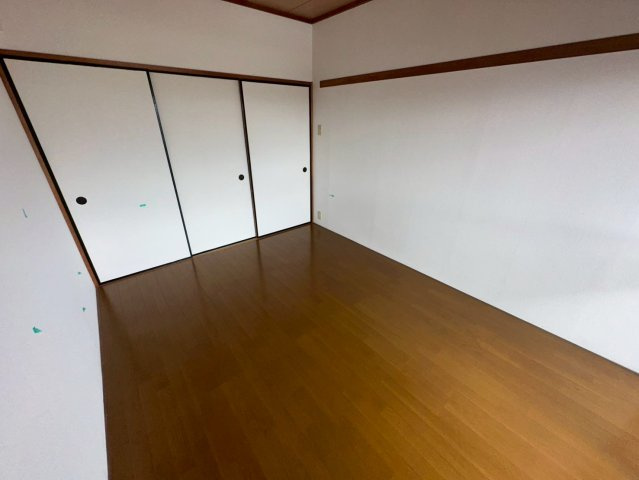 【洋室】 | プリヴェール末広