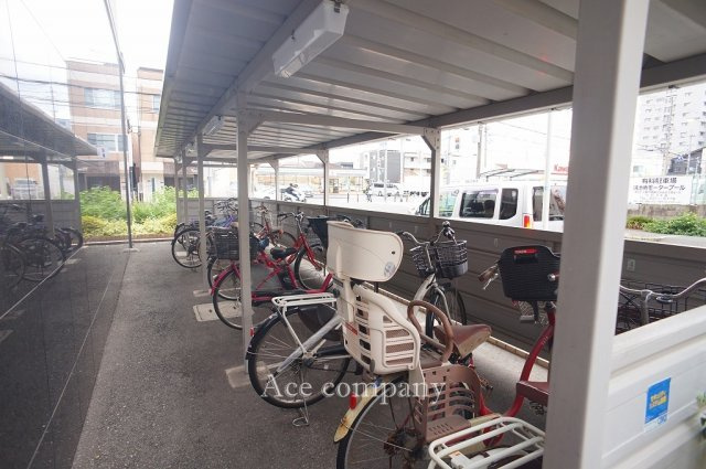 【駐輪場】の画像