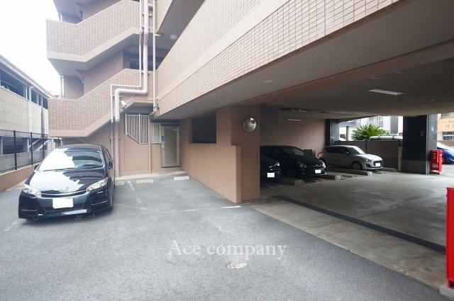 【駐車場】の画像