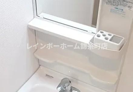 クロワッサン西小岩の独立洗面台|※別部屋参考写真です。