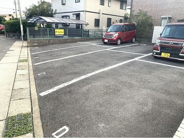 Green　House万場山の駐車場