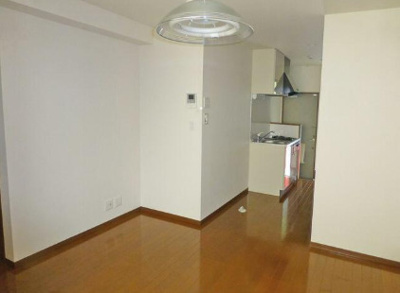 【居間・リビング】 | S-FLAT Suginami | 明るい洋室！