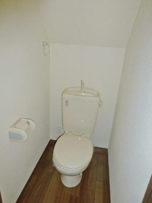 【トイレ】 | S-FLAT Suginami | 温水洗浄便座設置予定。