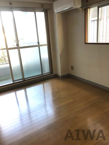 【洋室】 | エクシード近見