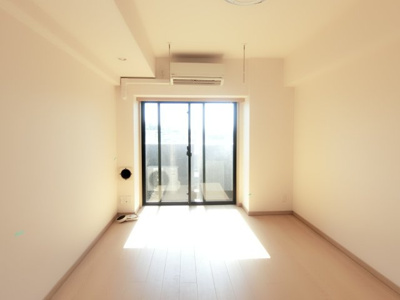 【居間・リビング】 | ルーブル川崎中丸子弐番館