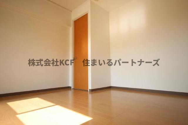 久留米市東合川新町の賃貸マンションの洋室|明るい洋室です