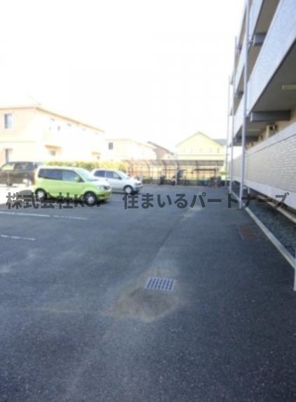 フォレスト小森野の駐車場|駐車場完備です
