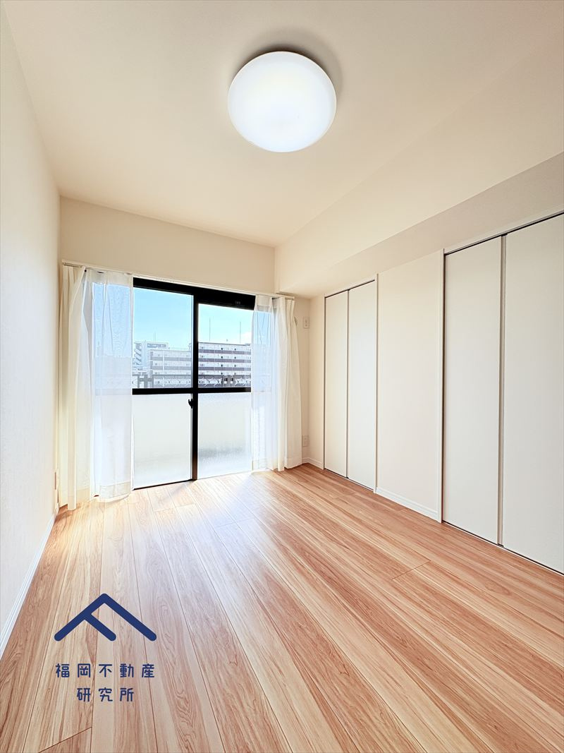 ダイナコート吉塚の洋室