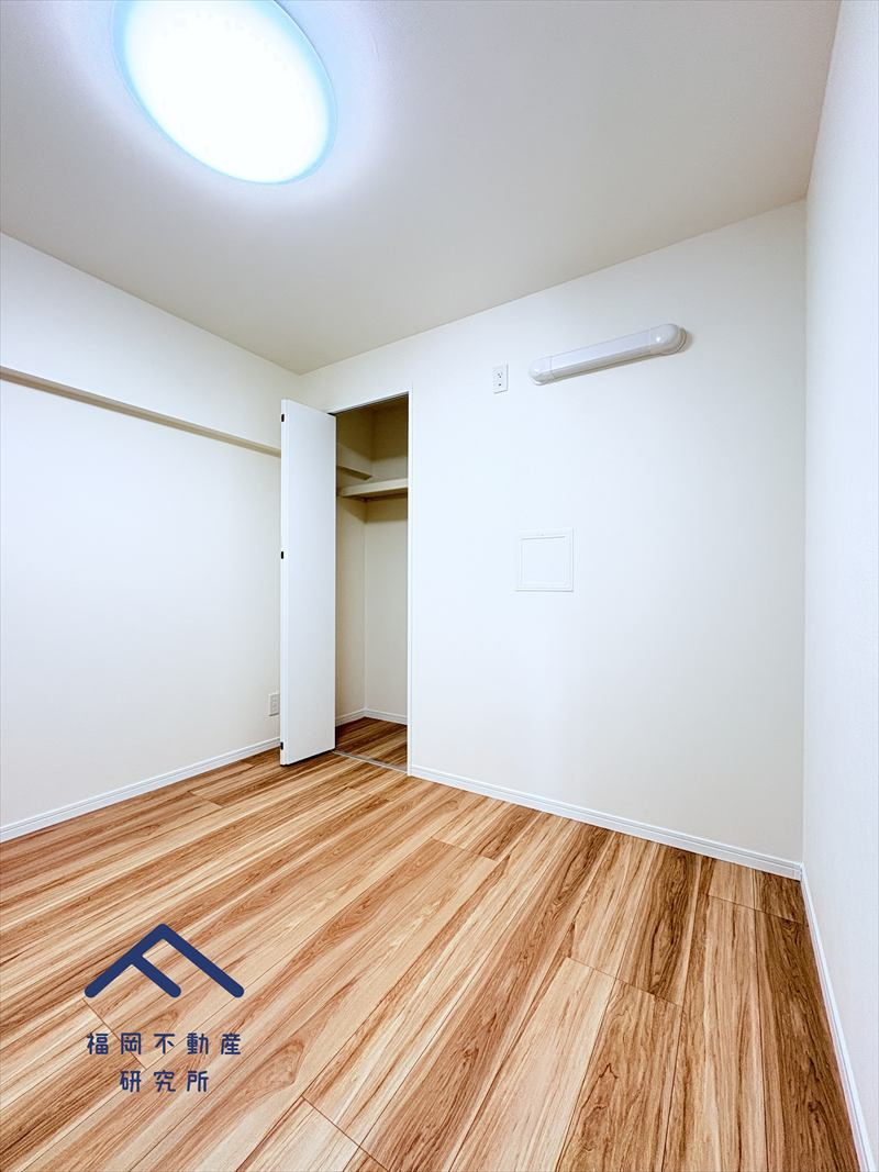 ダイナコート吉塚の洋室