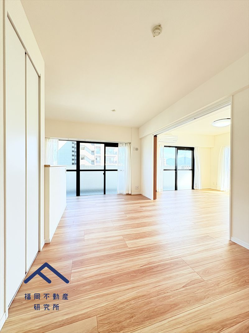 ダイナコート吉塚の居間・リビング