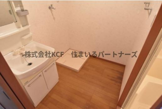 第5サンシャインビルの洗面所|ゆったりとスペースのある洗面所