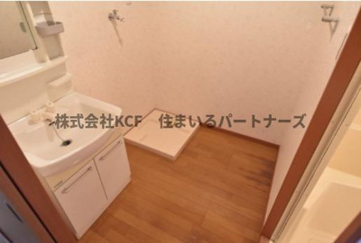 【洗面所】 | 第5サンシャインビル | ゆったりとスペースのある洗面所