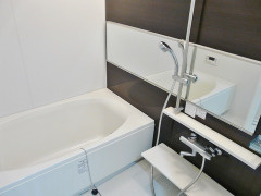 アベニール鷺洲の浴室