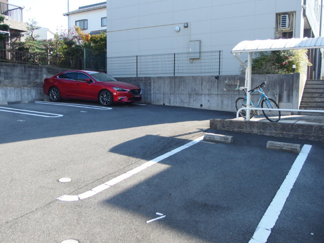シルフィードの駐車場