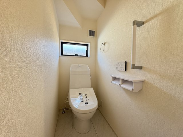 【トイレ】 | 寄居町桜沢　LiveleGarden.s   新築戸建　全3棟　3号棟