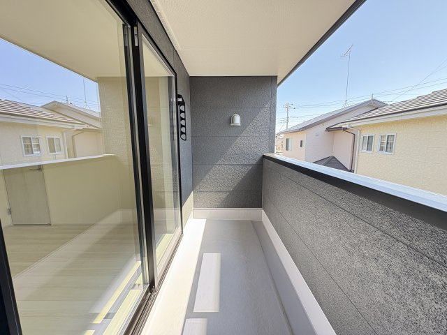 【バルコニー】 | 寄居町桜沢　LiveleGarden.s   新築戸建　全3棟　3号棟