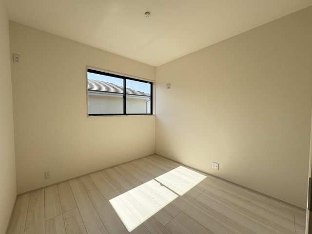 【洋室】 | 寄居町桜沢　LiveleGarden.s   新築戸建　全3棟　3号棟