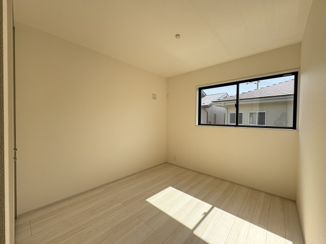 【洋室】 | 寄居町桜沢　LiveleGarden.s   新築戸建　全3棟　3号棟