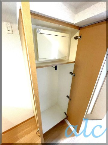 杉並区西荻南２丁目の賃貸マンションの収納