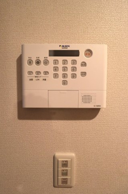 【セキュリティ】 | グラナーデ東新町